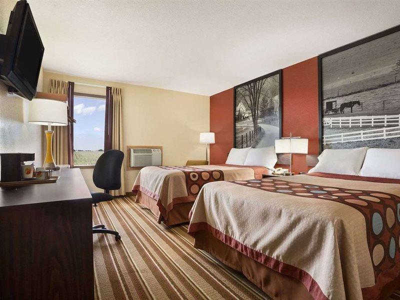 Super 8 By Wyndham Mattoon Hotell Eksteriør bilde