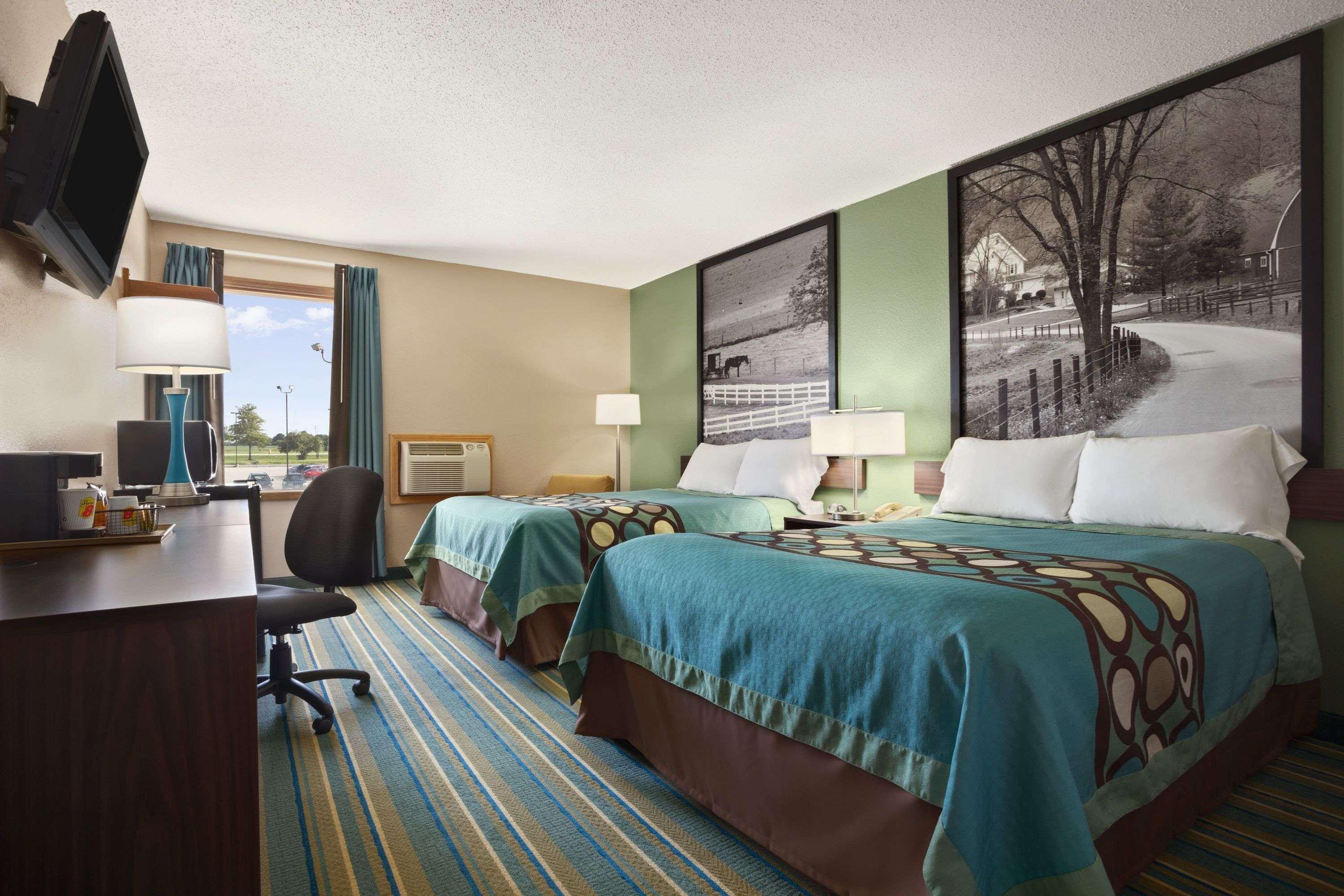 Super 8 By Wyndham Mattoon Hotell Eksteriør bilde